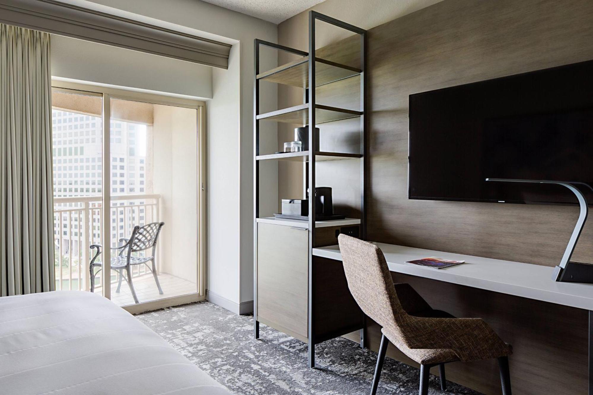 Marriott Dallas Las Colinas Irving Exterior photo