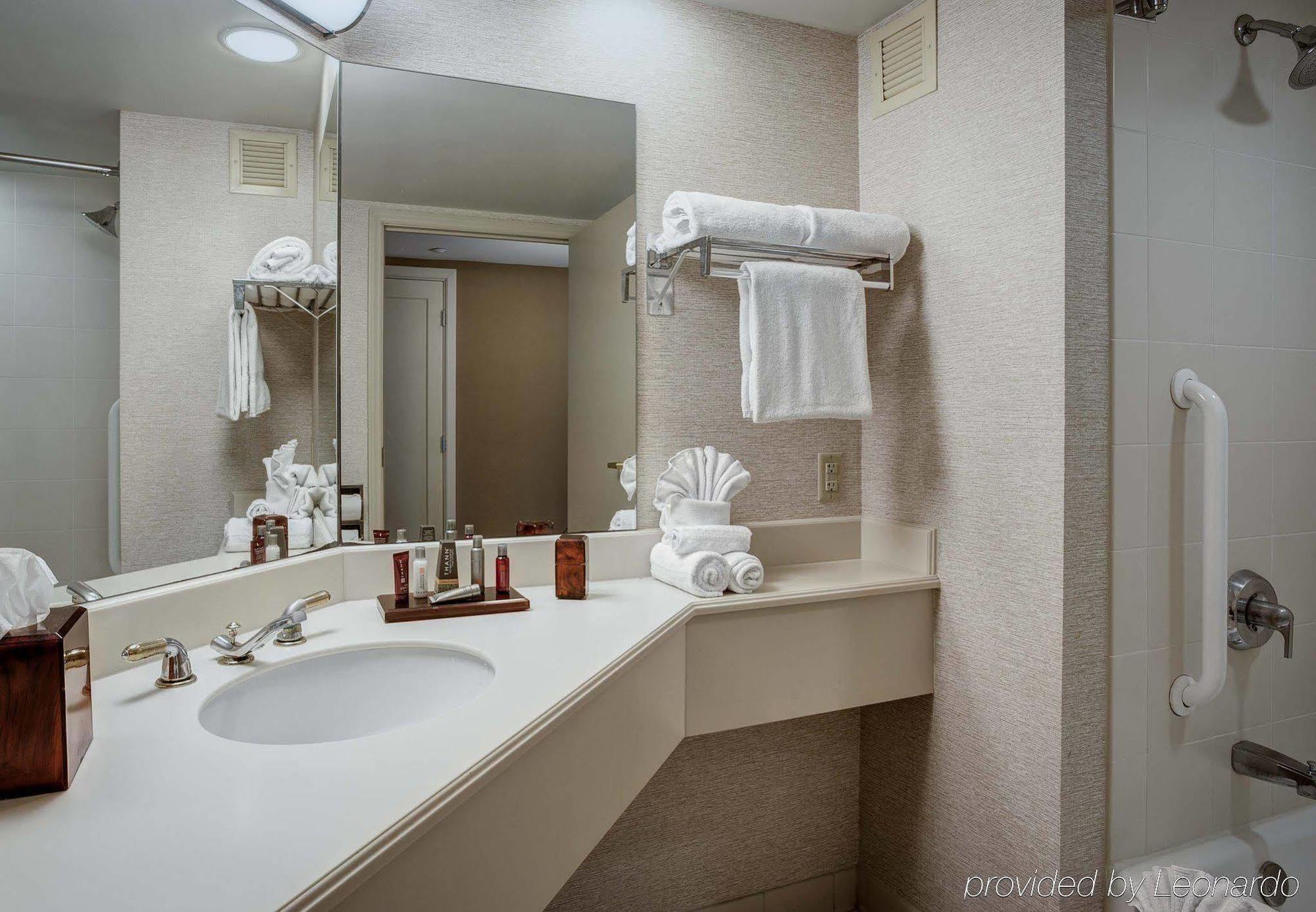Marriott Dallas Las Colinas Irving Exterior photo